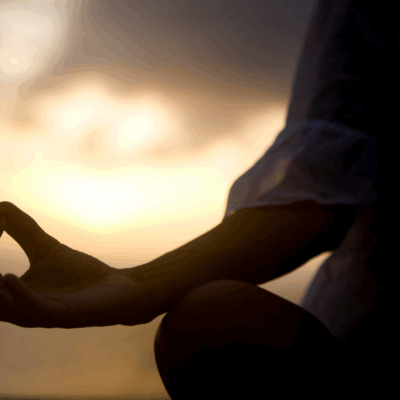 Filosofia dello yoga: maya e l’illusione dell’identificazione con il nostro corpo